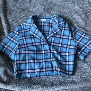 blue checkered crop top in a size small